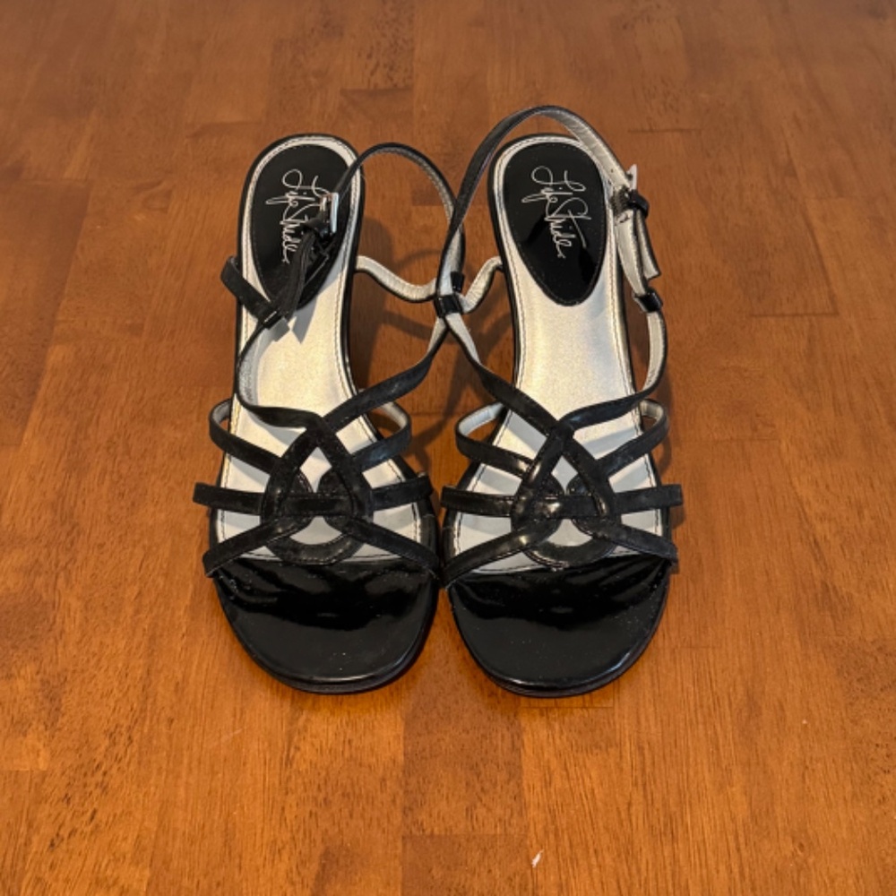 Life Stride Status Black Strap Sandals Heels Size 7.5